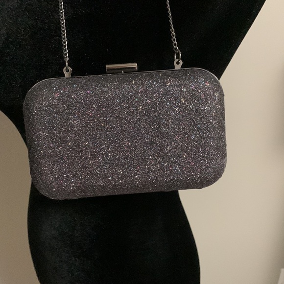 Dazzling Purse - Picture 11 of 16